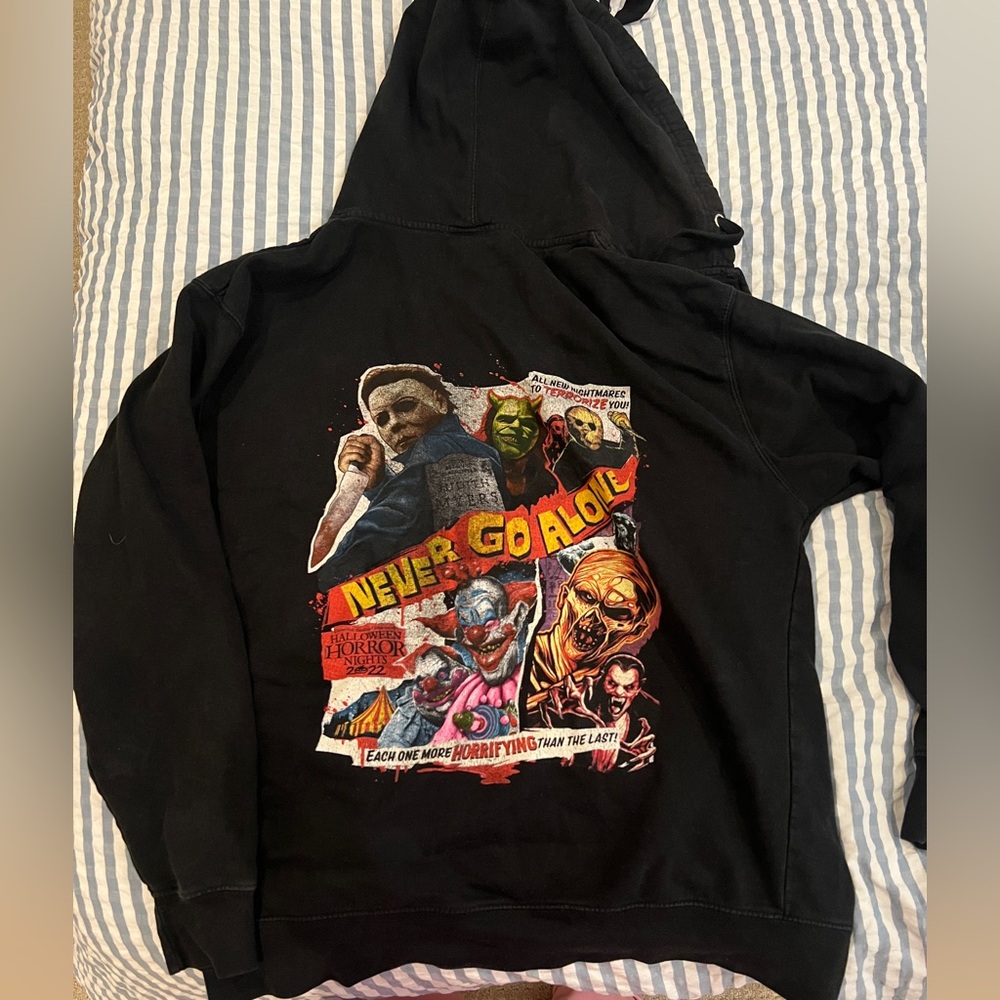 UNIVERSAL STUDIOS Halloween horror nights collectors zip up 2022